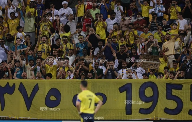 soc-ly-do-ronaldo-khong-uong-tra-sua (2).jpg