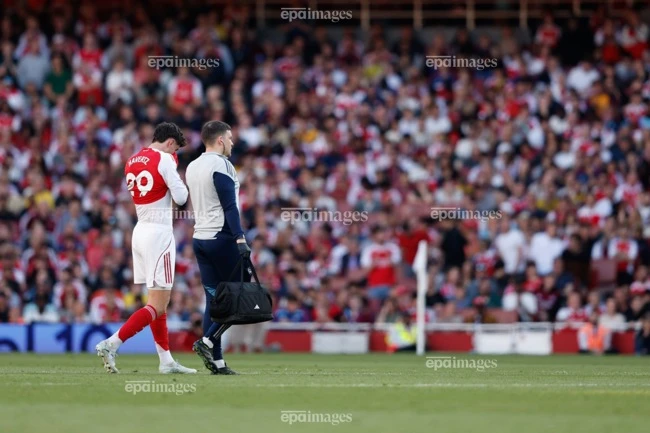 arsenal-lai-hon-6-diem-hay-dang-cup-cho-man-city (1).jpg