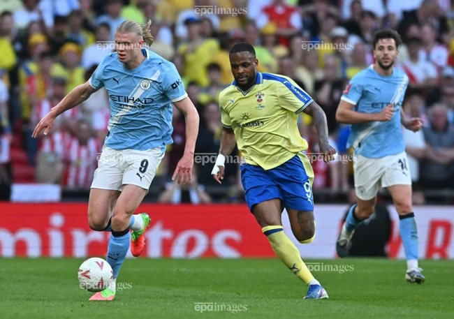 arsenal-hon-man-city-6-diem-bang-xep-hang-premier-league-dao-lon (3).jpg