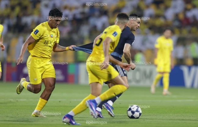 al-nassr-thua-dau-ronaldo-choang-vang (3).jpg