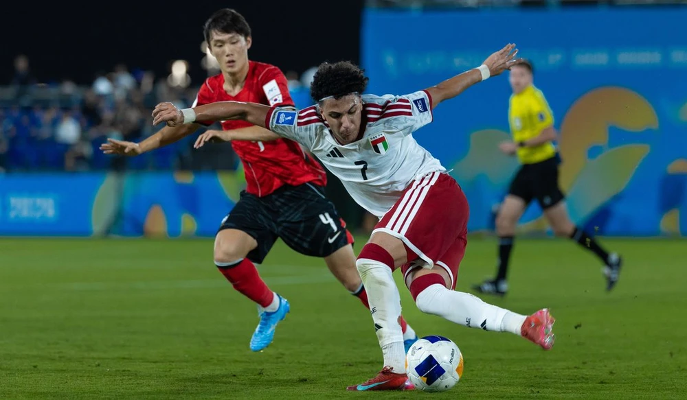 u-17-viet-nam-dai-chien-uae-gianh-ve-world-cup (5).jpg