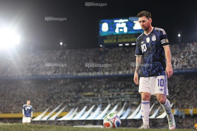messi-gay-chan-dong-truoc-world-cup (1).jpg
