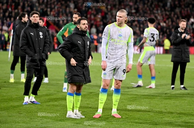wenger-noi-loi-gan-ruot-sau-khi-man-city-dang-cup-cho-arsenal (1).jpg