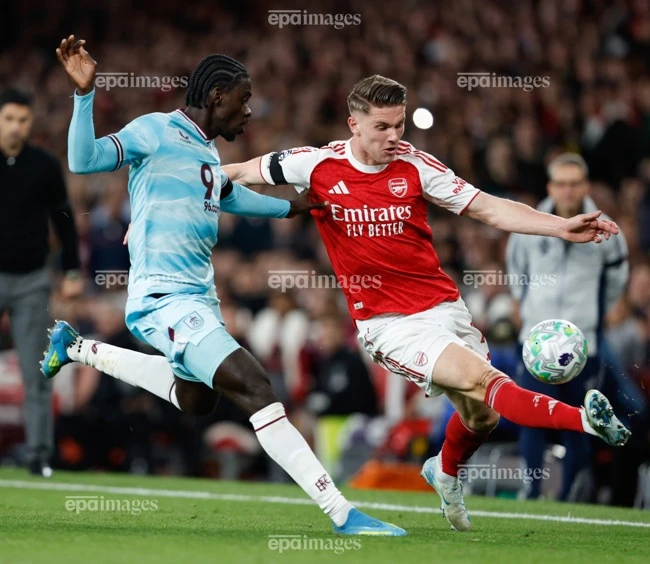 arsenal-la-doi-dang-so-nhat-the-gioi (3).jpg