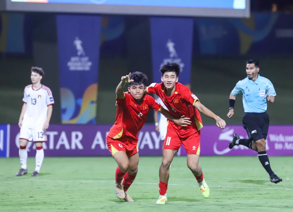 bong-da-tre-viet-nam-va-thu-thach-lon-nhat-lich-su (4).jpg