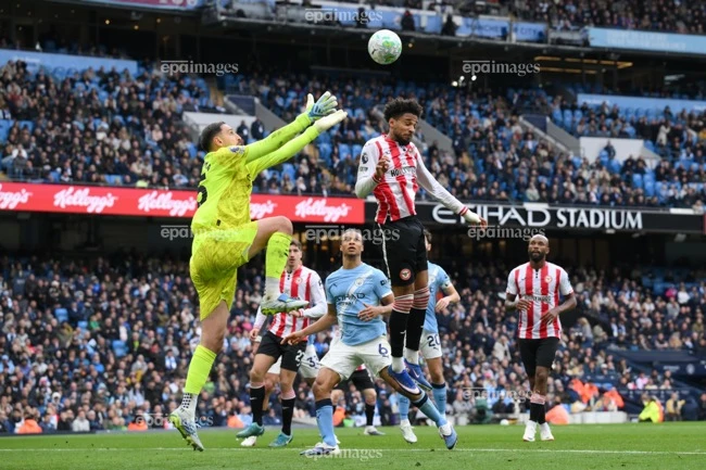 pep-guardiola-chia-tay-man-city-mo-cuoc-thao-chay-hang-loat (3).jpg