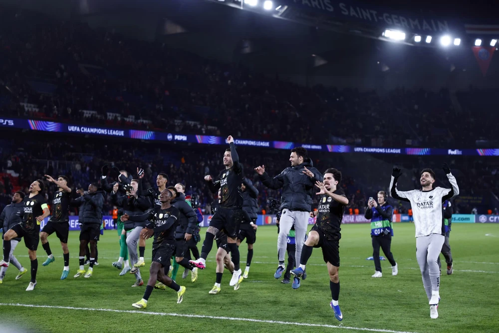 arsenal-mong-soan-ngoi-vo-dich-cua-psg (1).jpg