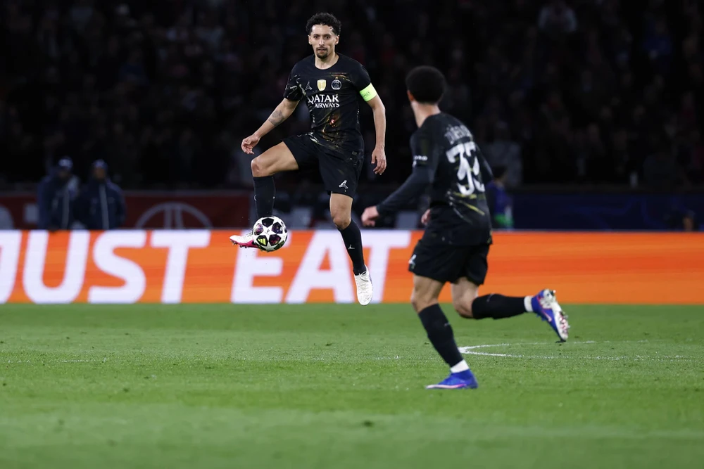arsenal-mong-soan-ngoi-vo-dich-cua-psg (7).jpg