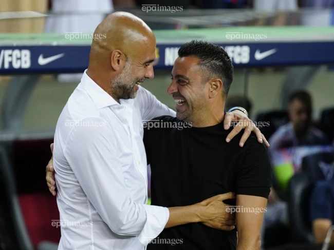 xavi-he-lo-pep-guardiola-bo-man-city-de-dan-dat-tuyen-anh (2).jpg