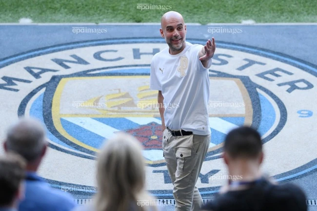 xavi-he-lo-pep-guardiola-bo-man-city-de-dan-dat-tuyen-anh (3).jpg