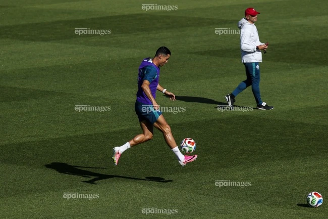 messi-bi-gat-khoi-top-10-ronaldo-de-bep-dan-sao-world-cup-2026 (1).jpg