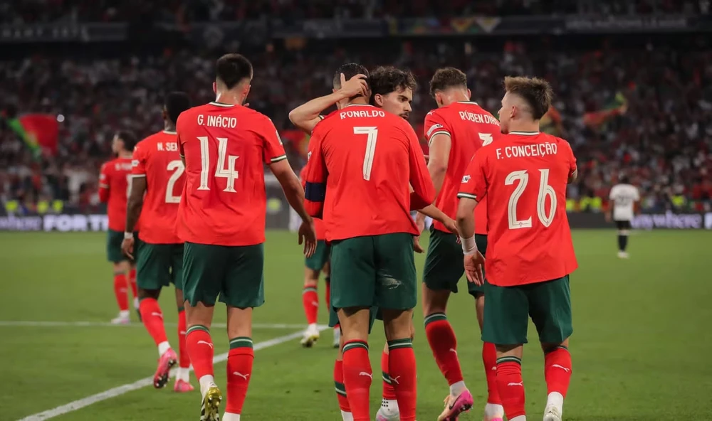 messi-ronaldo-va-the-he-bat-tu-o-world-cup-2026 (6).jpg