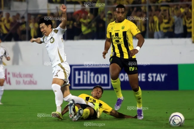 son-heung-min-tuyen-bo-gay-soc-truoc-gio-ra-quan-cua-han-quoc (3).jpg