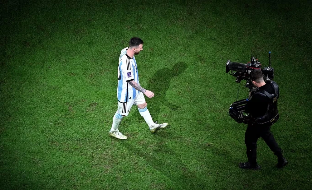 ca-the-gioi-gia-di-messi-thi-khong (2).jpg