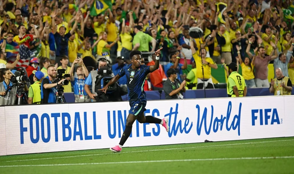 nhat-ban-dung-do-brazil-va-giac-mo-vo-dich-world-cup (2).jpg