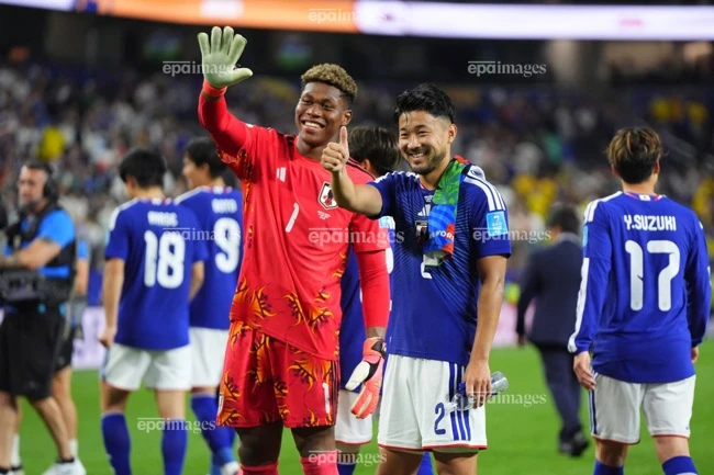 tuyen-uc-gianh-ve-thu-20-32-doi-di-tiep-o-world-cup (2).jpg