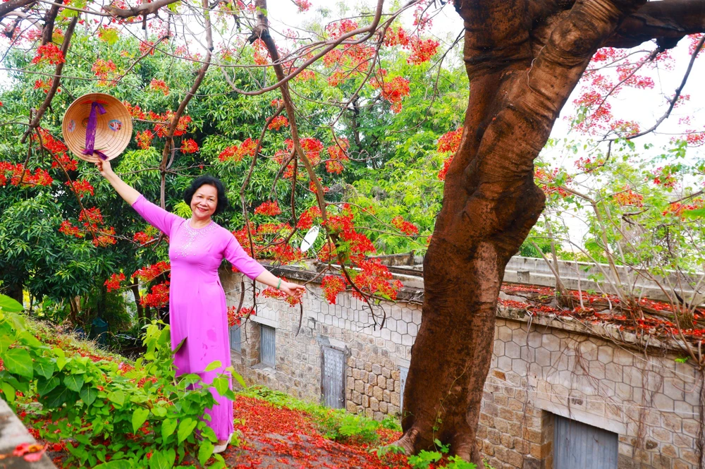 cô-giáo-U70 (24).jpg