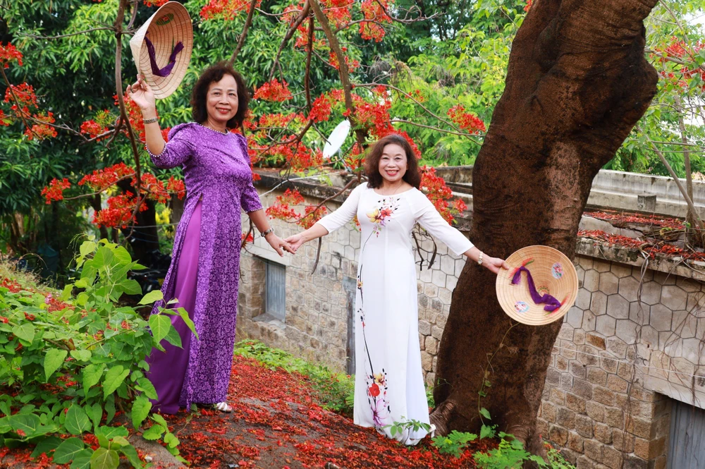 cô-giáo-U70 (25).jpg