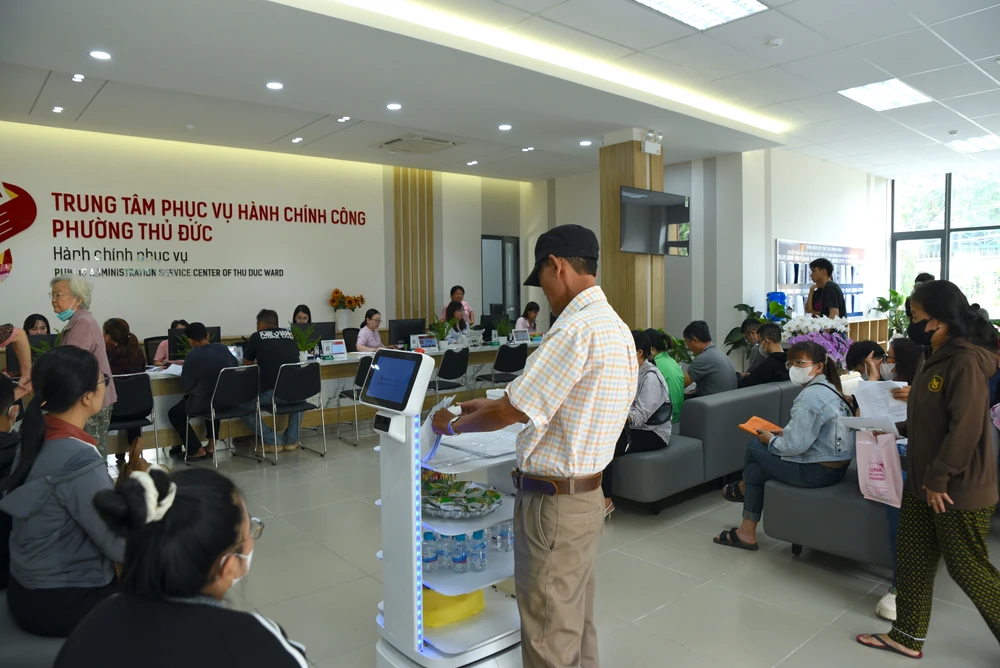 DSC_4269thủ-tục-hành-chính .jpg