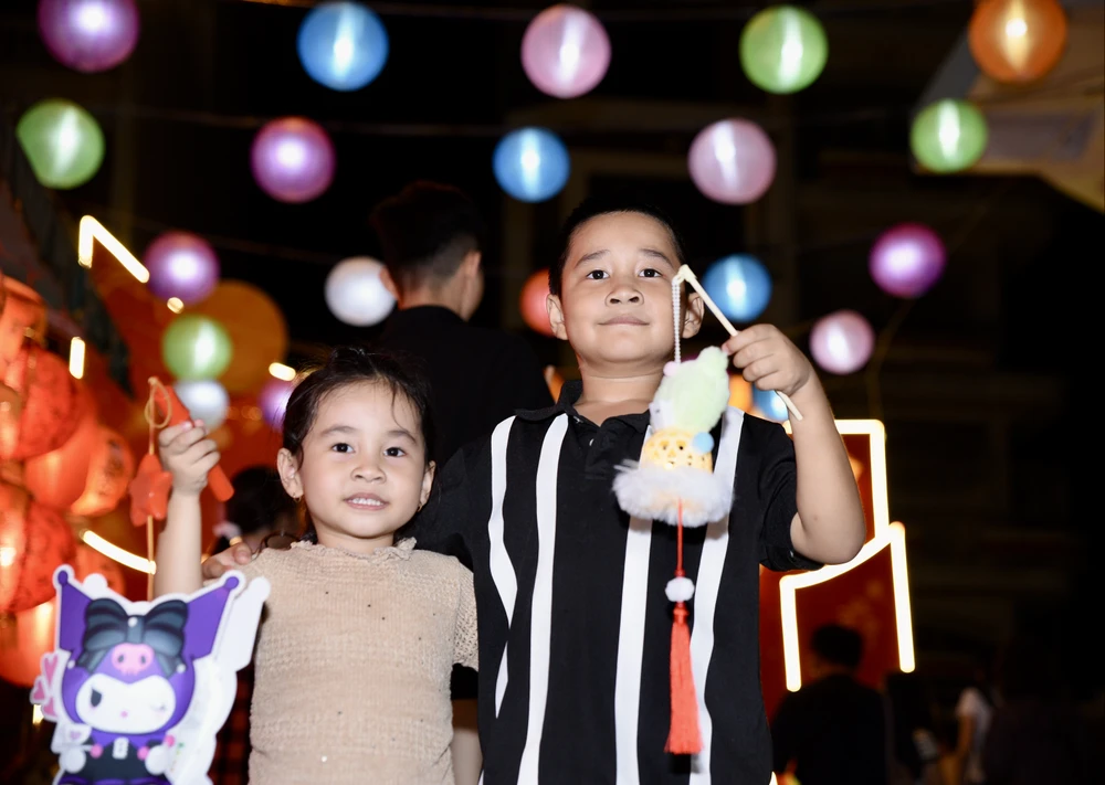 Phố lồng đèn, phường Chợ Lớn, Tết trung thu