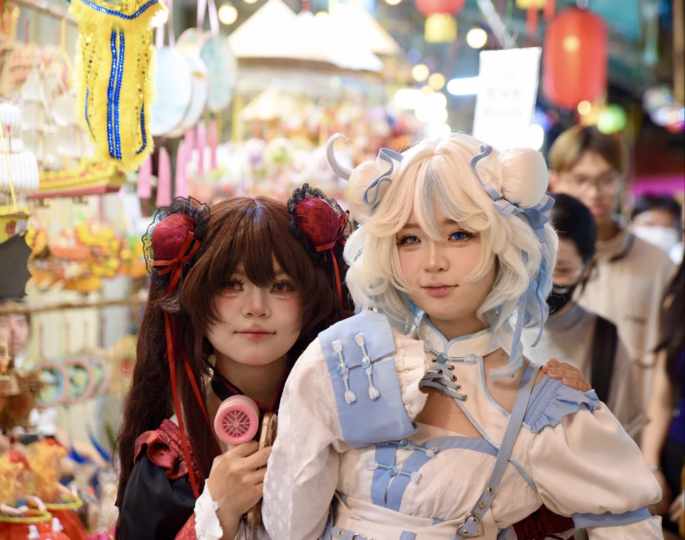 Phố lồng đèn, Lương Nhữ Học