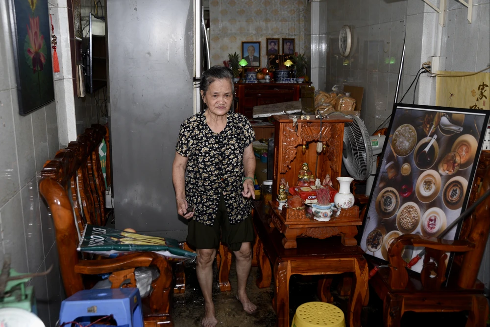 Triều cường dâng, trắng đêm tát nước, bán đảo thanh đa bình quới