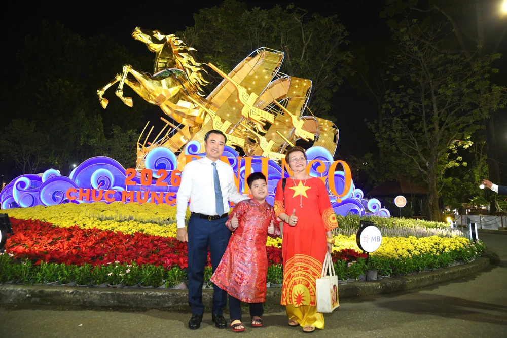 z7529255338160_b76e88de2797e3040e987e4b4359404aHội Hoa Xuân TP.HCM 2026.jpg