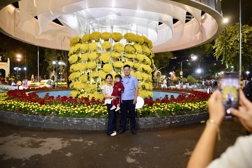 z7529255555690_e85a258cc09a3c094c35f323abffec54Hội Hoa Xuân TP.HCM 2026.jpg