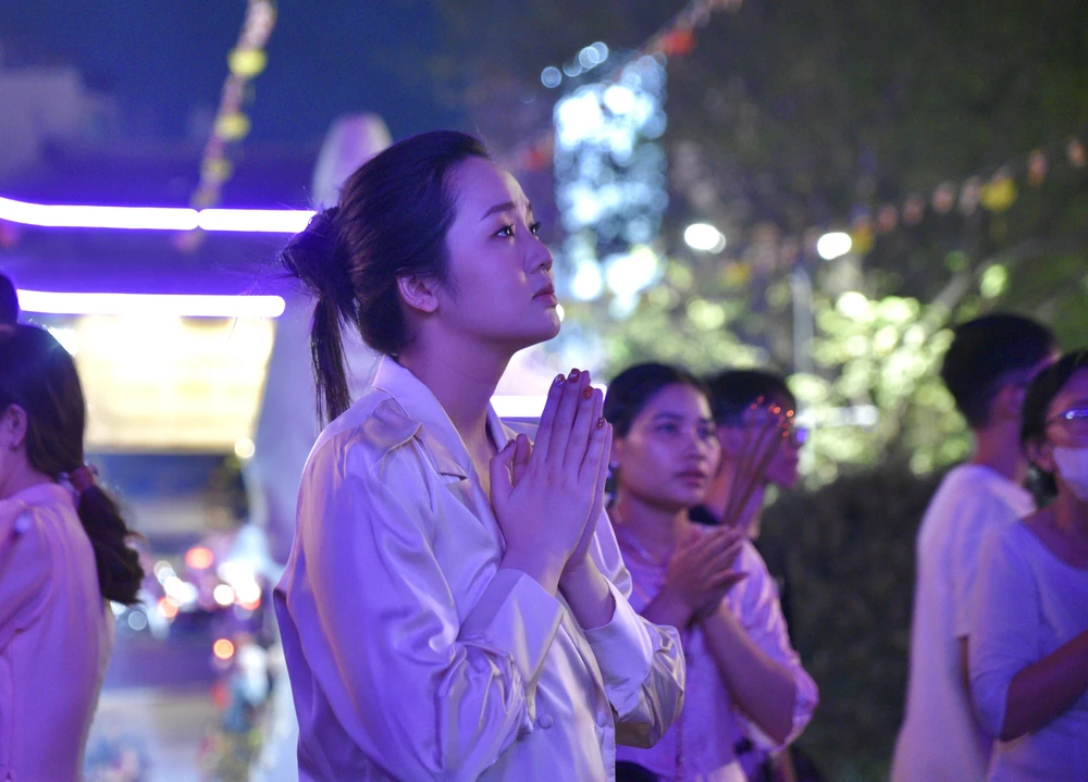 DSC_7308- Tết - đi chùa - xuân - Bính Ngọ - chùa Vĩnh Nghiêm -.jpg