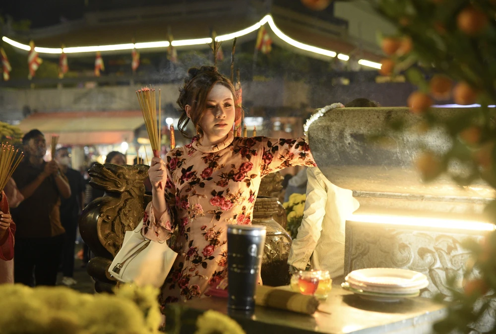 DSC_7319- Tết - đi chùa - xuân - Bính Ngọ - chùa Vĩnh Nghiêm -.jpg