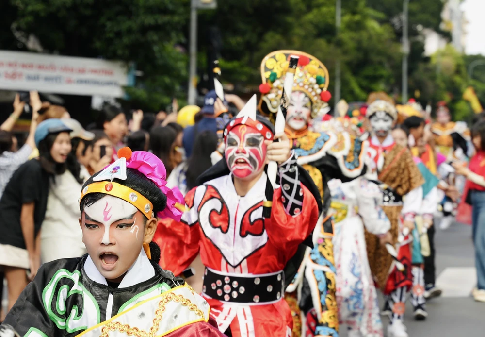 Lễ Nghinh Ông Quan Thánh Đế Quân tuần du, Anh Ca Vũ, TP.HCM (10).JPG