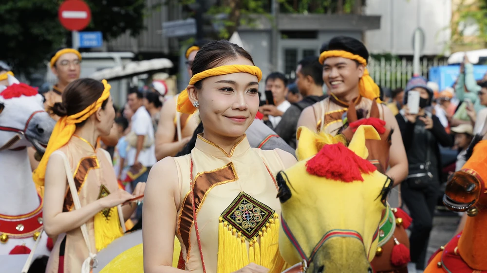 Lễ Nghinh Ông Quan Thánh Đế Quân tuần du, Anh Ca Vũ, TP.HCM (9).JPG