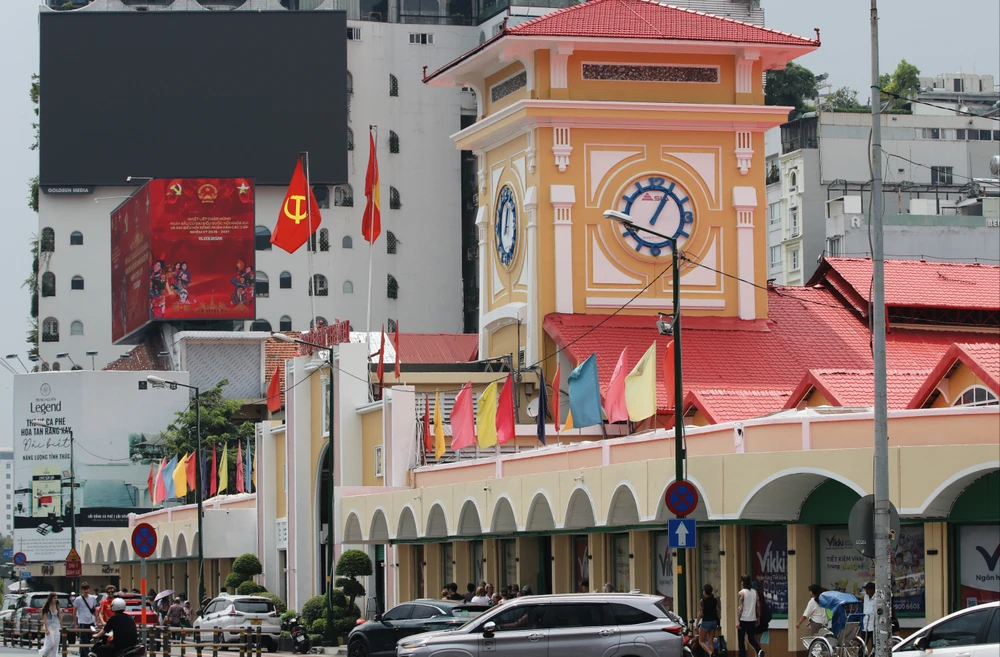 bầu cử-cờ hoa- đại biểu- TP.HCM- khẩu hiệu (12).jpg