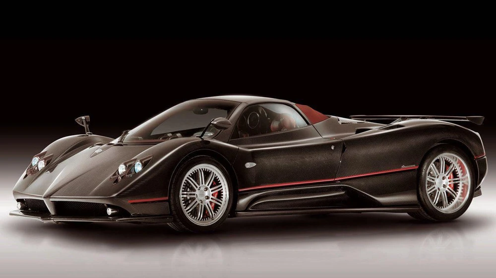 Pagani Zonda F Roadster có giá khoảng 1.000.000 đô la. Ảnh: Hotcars.