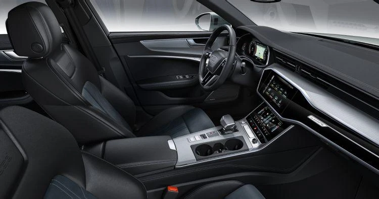 Hệ thống thông tin giải trí đã được nâng cấp lên màn hình cảm ứng 10,1 inch với phần mềm nâng cấp. Ảnh: Hotcars.