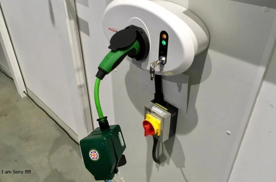 Các loại phích cắm sạc điện ô tô khác nhau như thế nào. Ảnh: Autocar.