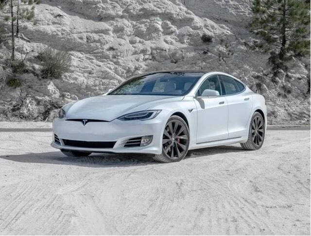 Chiếc xe sẽ có kích thước tương tự Tesla Model S. Ảnh: Nguồn Internet.