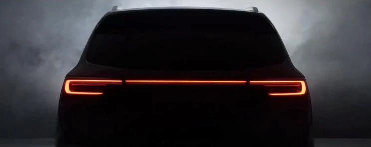 Wenjie M7 được thiết kế cụm đèn pha bên trái và bên phải được kết nối với nhau. Ảnh: Chinapev. Wenjie M7 được thiết kế cụm đèn pha bên trái và bên phải được kết nối với nhau. Ảnh: Chinapev.