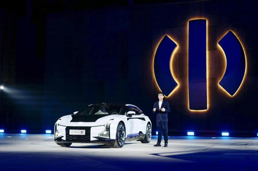 HiPhi Z ra mắt công chúng tại Thâm Quyến, Trung Quốc vào ngày 6-7. Ảnh: Autocar.