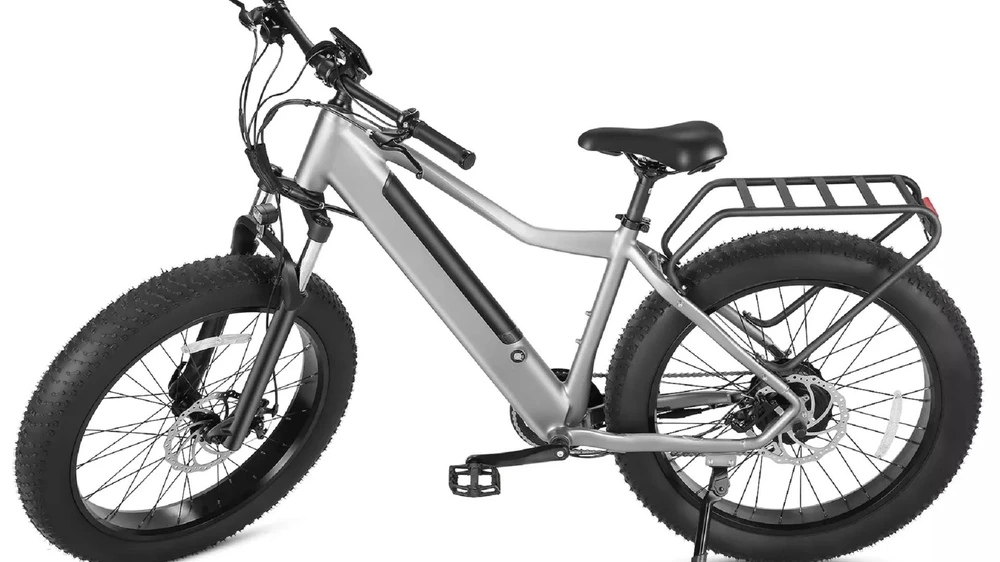 Xe đạp điện leo núi có thể đi hơn 112 km, có giá 47 triệu đồng. Ảnh: Autoevolution.