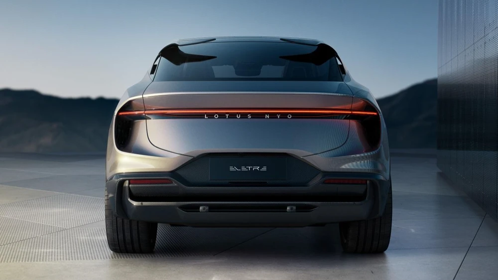 Xe còn có một thiết bị khuếch tán phía sau. Ảnh: Chinapev.