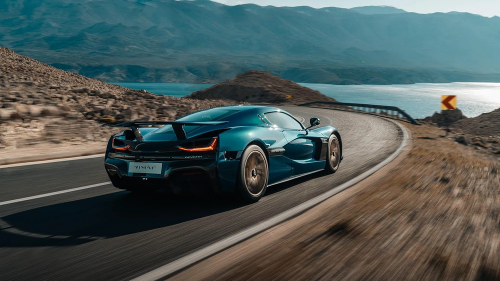 Rimac Nevera là một siêu xe điện không giống ai. Ảnh: Autoevolution.