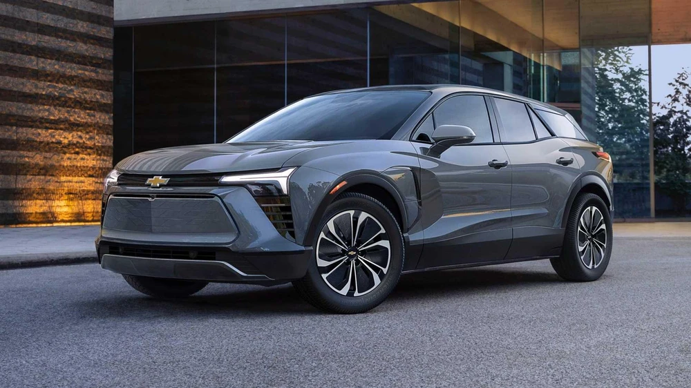 Chevrolet Blazer EV 2024 ra mắt với phạm vi hơn 500km. Ảnh: Moto1.