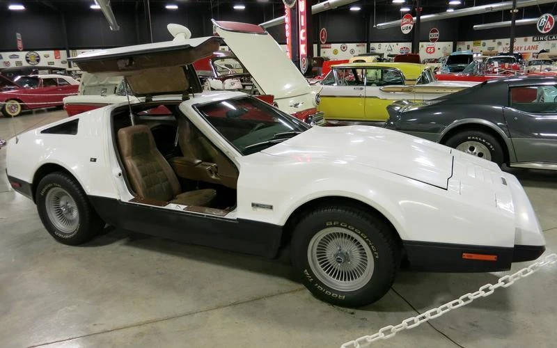 Bricklin SV-1 đã thay đổi rất nhiều từ khi thành lập cho đến khi sản xuất. Ảnh: Autocar.