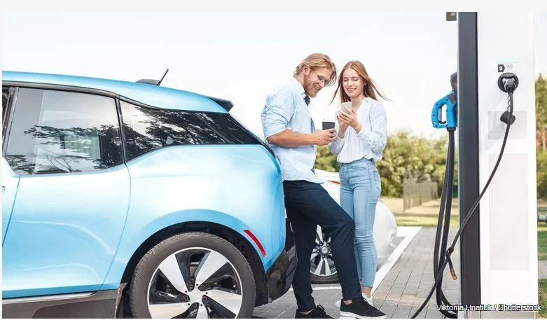 Tránh sạc đầy pin EV của bạn. Ảnh: Slashgear.