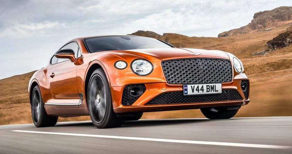 Bentley Continental GT có giá từ 210.000 USD trở lên. Ảnh: Hotcars.