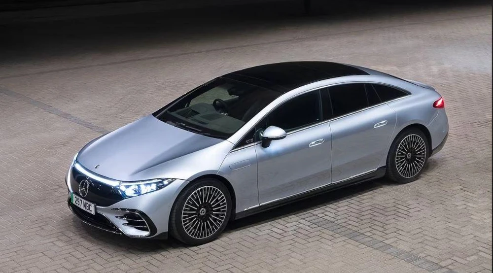 Mercedes EQS. Ảnh: Hotcars.