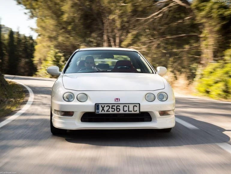 Honda Integra loại R. Ảnh: Hotcars.