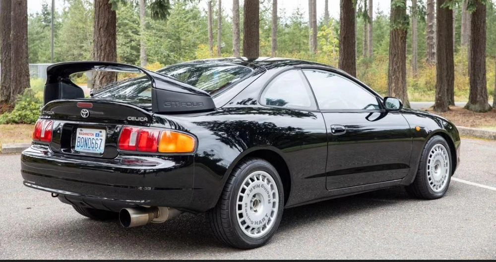 Toyota Celica GT-Four. Ảnh: Hotcars.