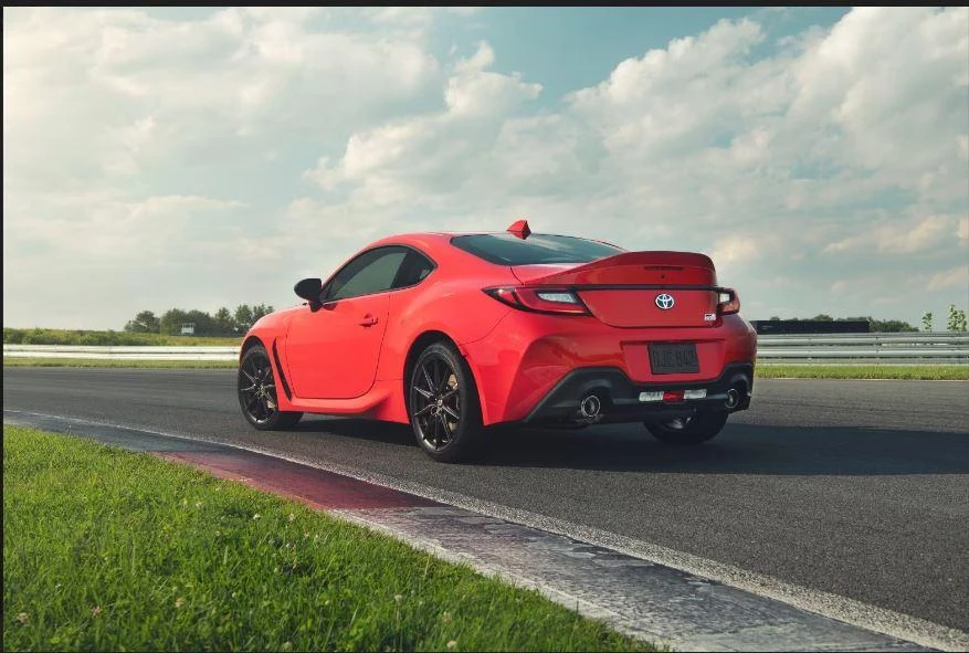 Toyota GR86. Ảnh: Hotcars.